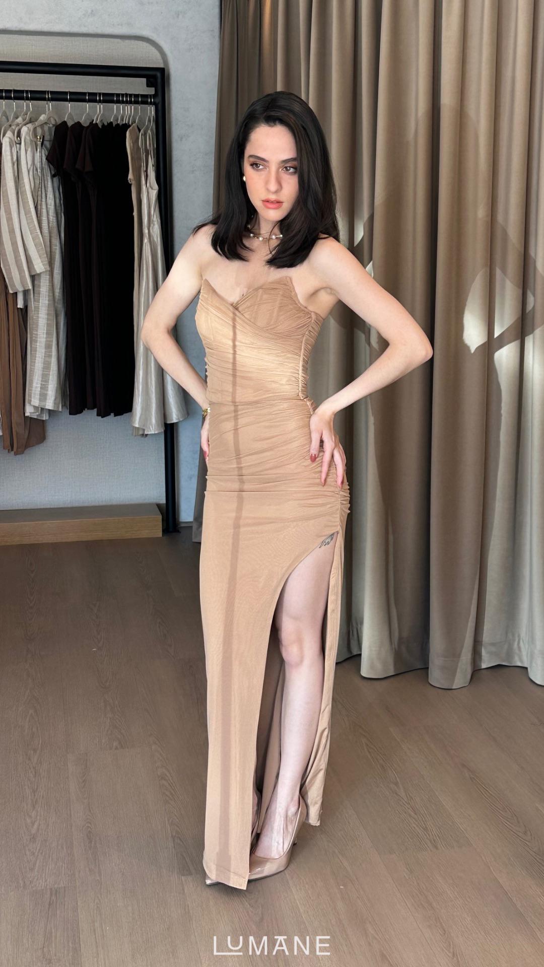 vestido largo drapeado