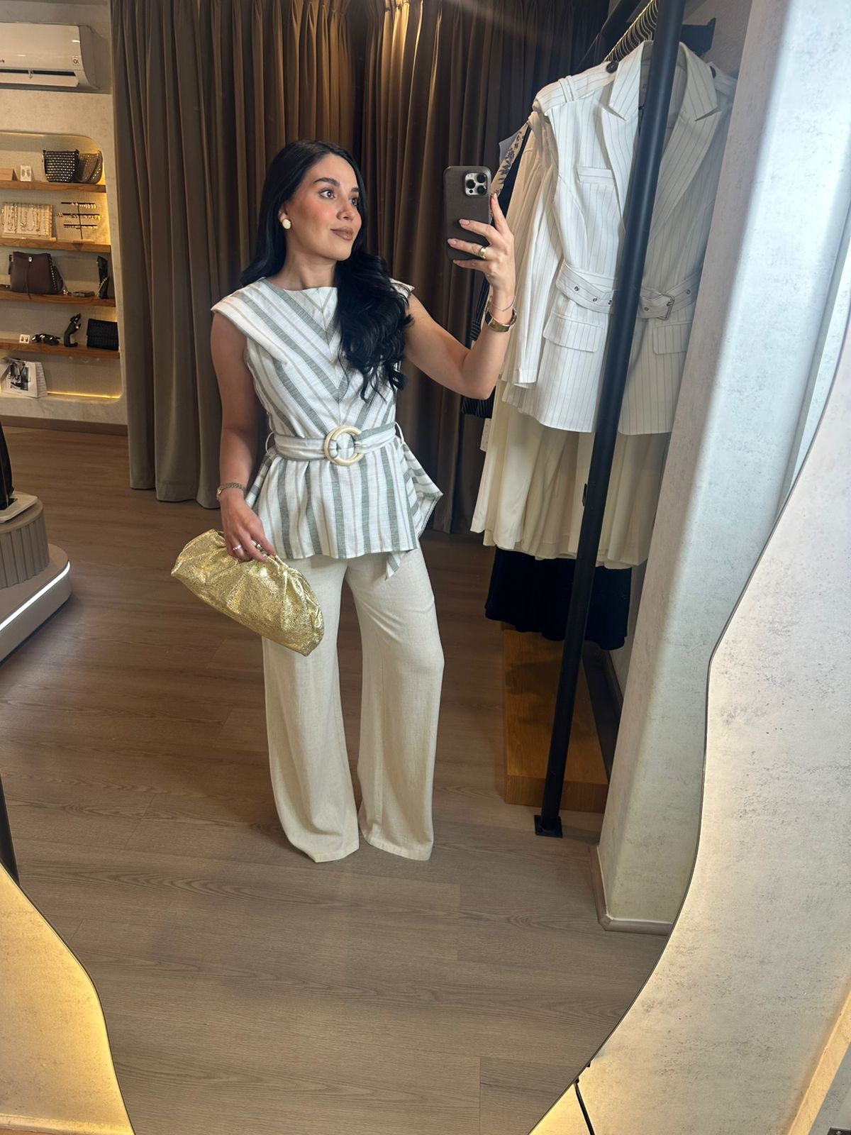 Set Amara